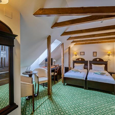 Hotel Classico Тимишоара Екстериор снимка