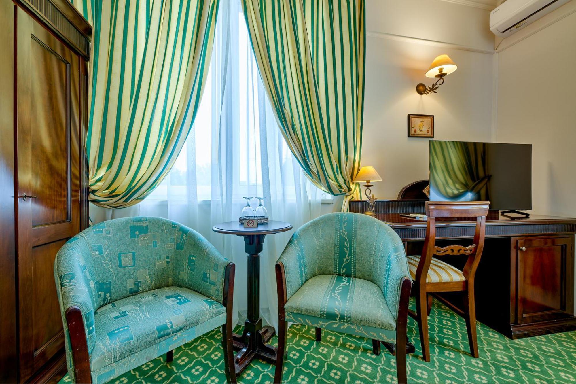 Hotel Classico Тимишоара Екстериор снимка