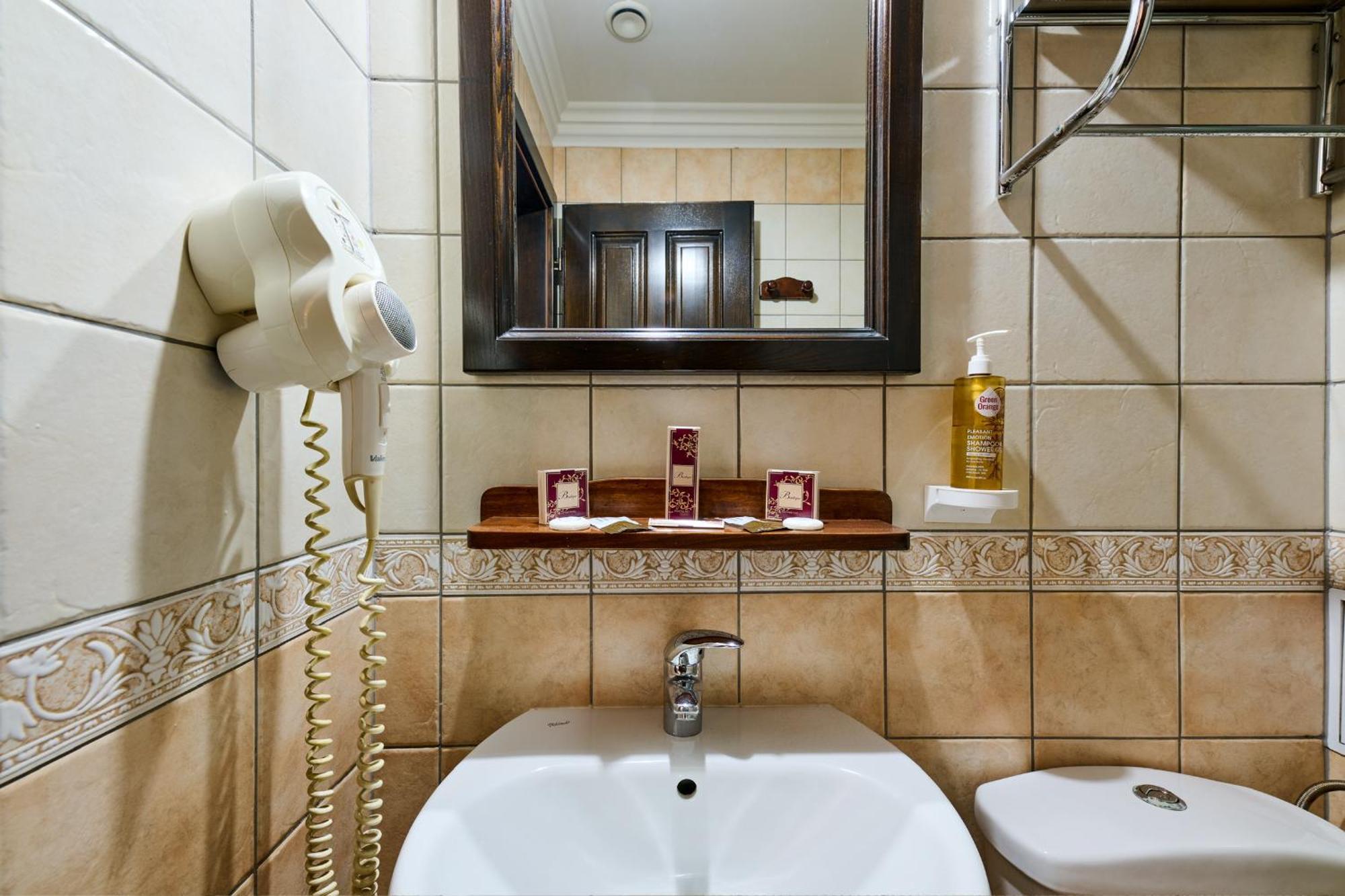Hotel Classico Тимишоара Екстериор снимка