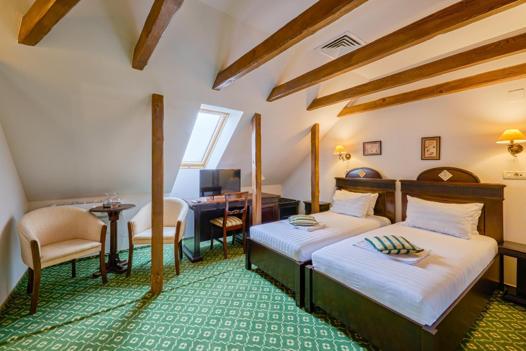 Hotel Classico Тимишоара Екстериор снимка