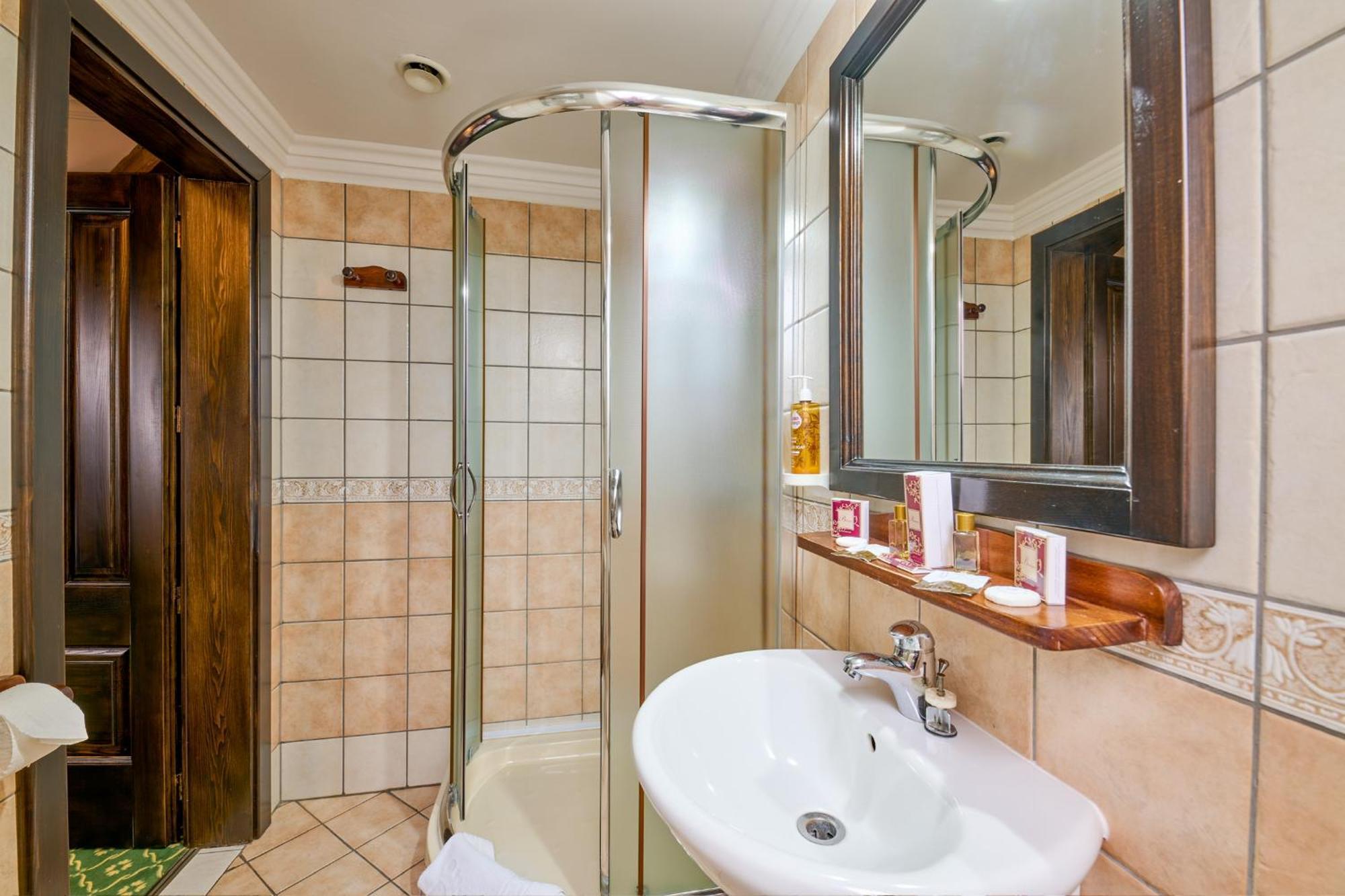 Hotel Classico Тимишоара Екстериор снимка